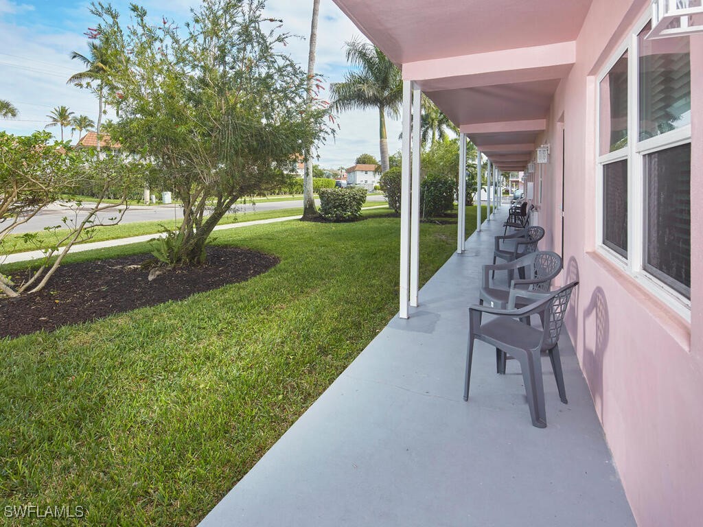 2 Bed Condominium for Sale in Seabreeze South, FL, $279,000 — photo 2