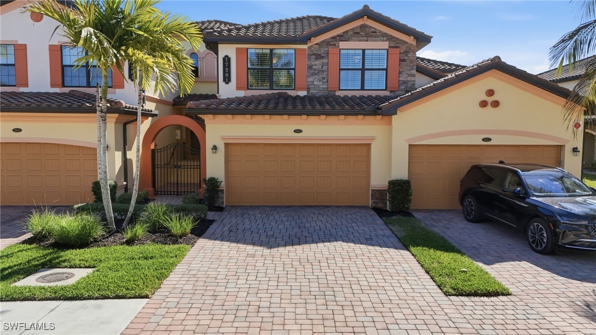 3 Bed Waterfront Home for Sale in Bonita Springs, FL — photo 2