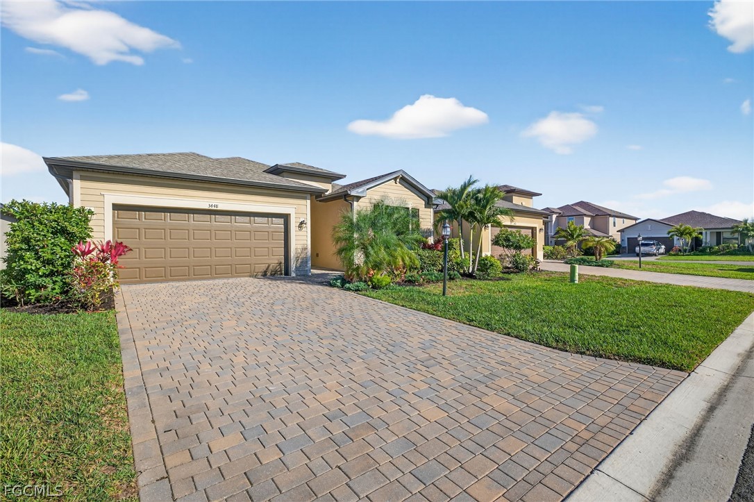 4 Bed SingleFamilyResidence for Sale in Portico, FL — photo 2