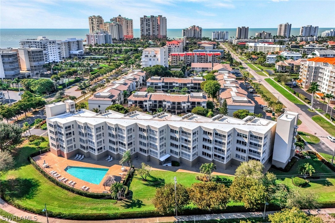 3 Bed Condominium for Sale in Marco Island, photo 2