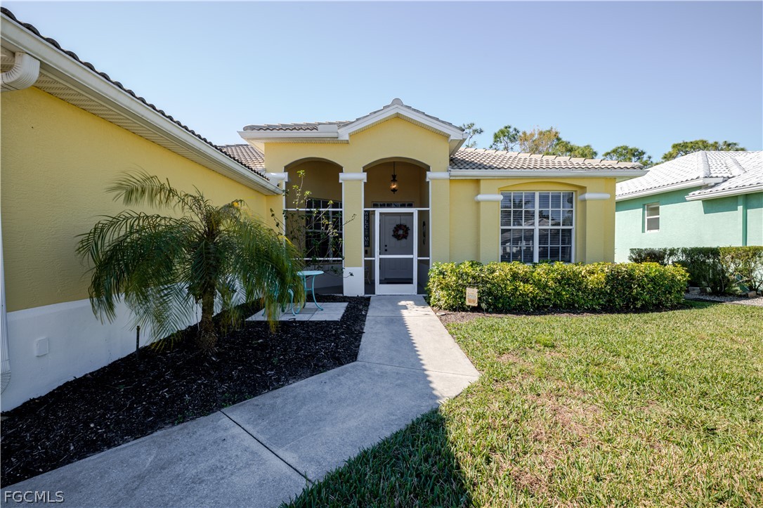 3 Bed SingleFamilyResidence for Sale in North Fort Myers, FL — photo 2