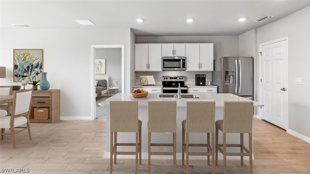 3 Bed SingleFamilyResidence for Sale in San Carlos Park, photo 2