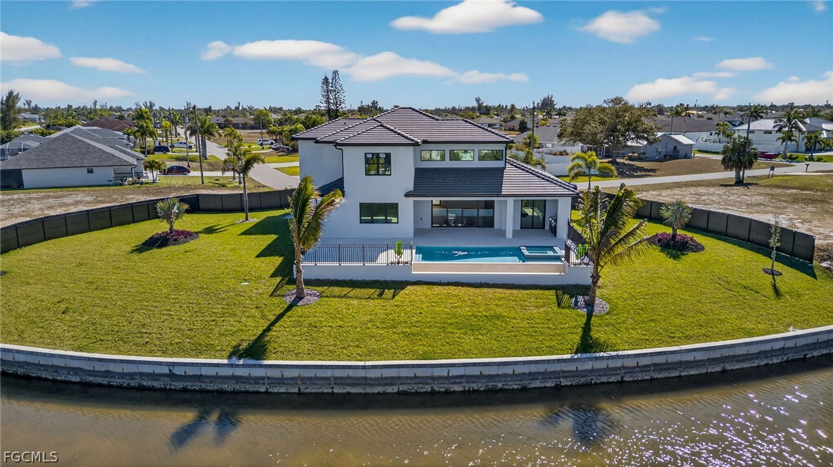 5 Bed Pool Home for Sale in Cape Coral, photo 2