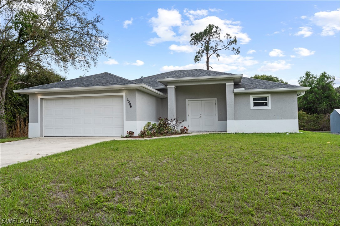 3 Bed SingleFamilyResidence for Sale in Lehigh Acres, photo 2
