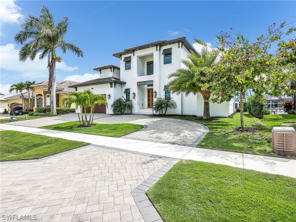 4 Bed Pool Home for Sale in Marco Beach, photo 2