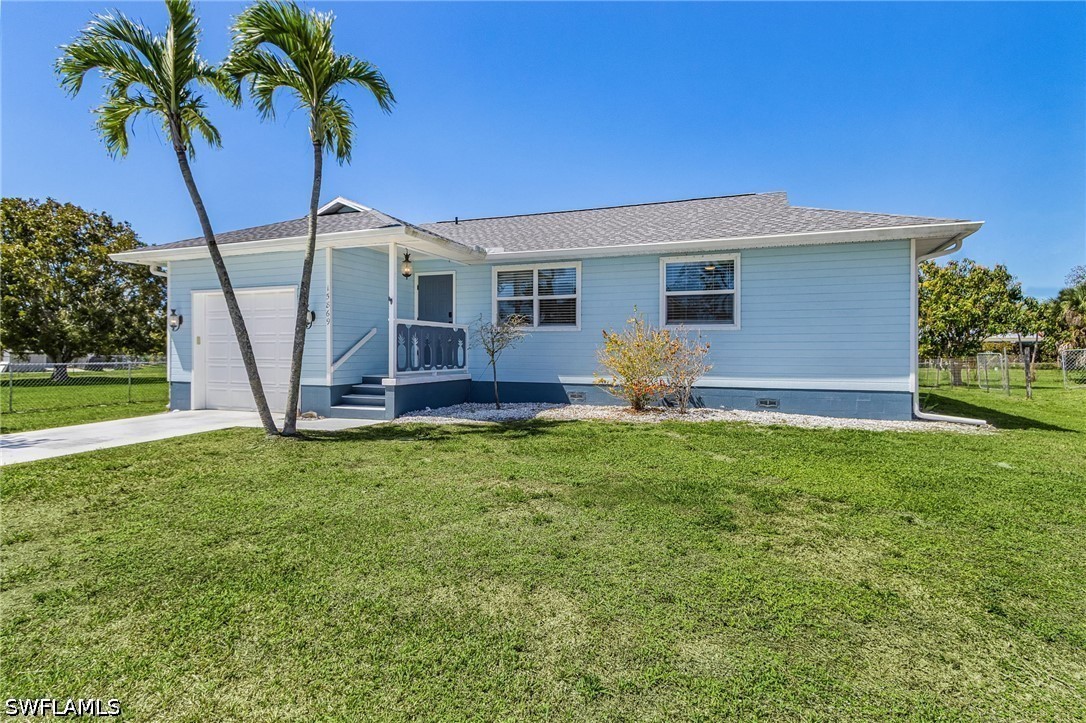 2 Bed SingleFamilyResidence for Sale in Pine Island, photo 2