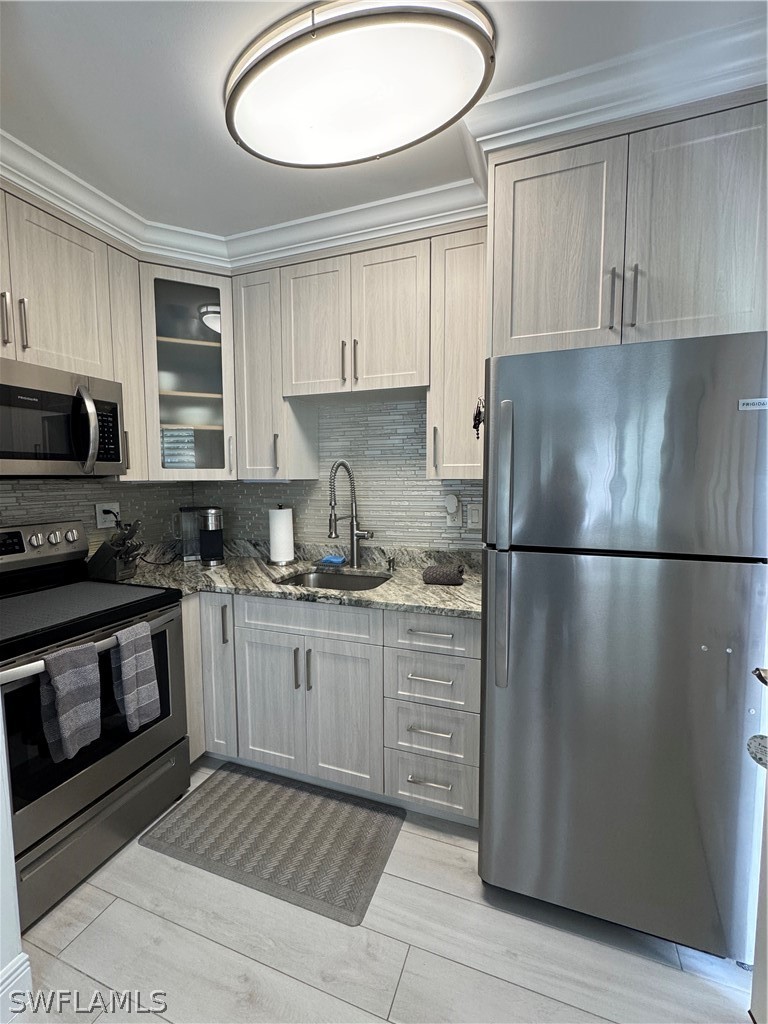 1 Bed Condominium for Sale in Seabreeze, FL, $250,000 — photo 2