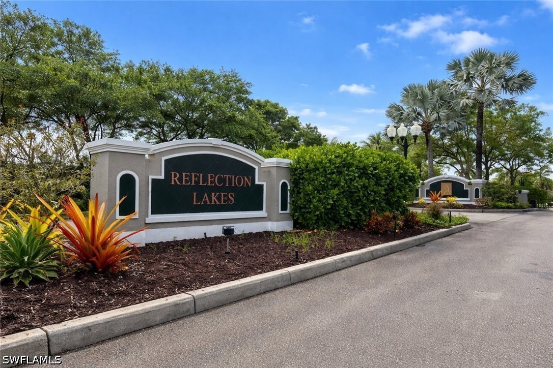 3 Bed Waterfront Home for Sale in Naples, FL, $400,000 — photo 2