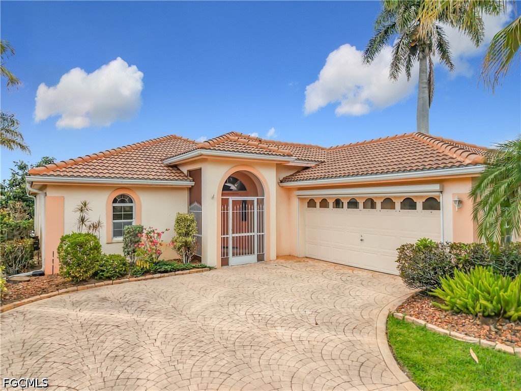 2 Bed Waterfront Home for Sale in Herons Glen, FL, $268,000 — photo 2