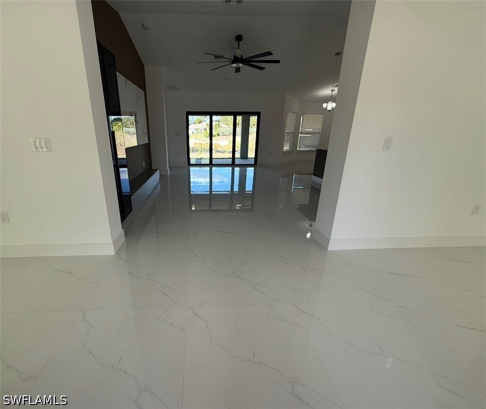 4 Bed SingleFamilyResidence for Sale in Lehigh Acres, photo 2