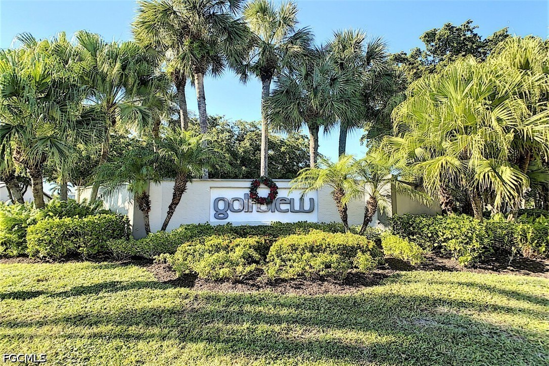 2 Bed Condominium for Sale in Fort Myers, photo 2