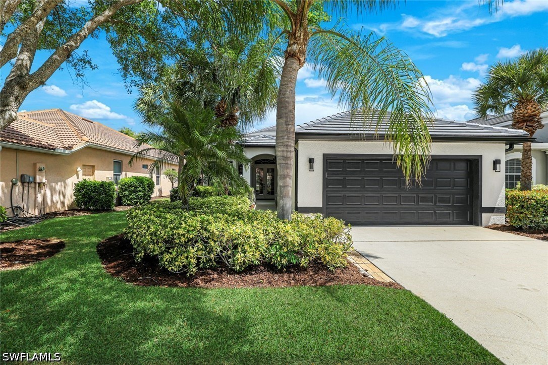 3 Bed Pool Home for Sale in Carlton Lakes, photo 2