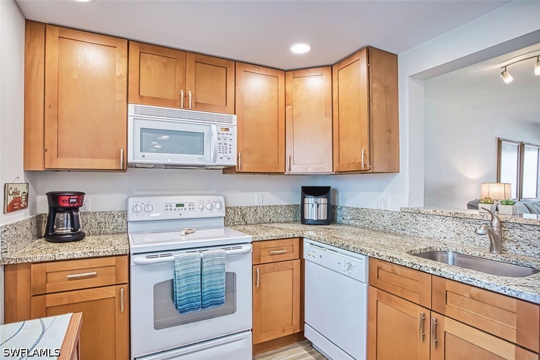 1 Bed Condominium for Sale in Seven Lakes, FL, $77,000 — photo 2