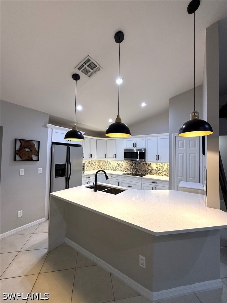 4 Bed SingleFamilyResidence for Sale in Naples, photo 2
