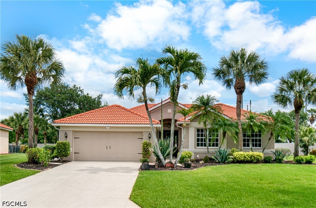 3 Bed SingleFamilyResidence for Sale in Hidden Links, photo 2