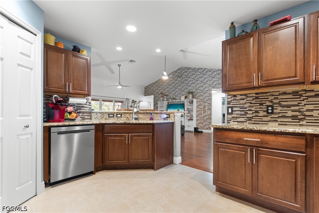 4 Bed Pool Home for Sale in Lehigh Acres, photo 2