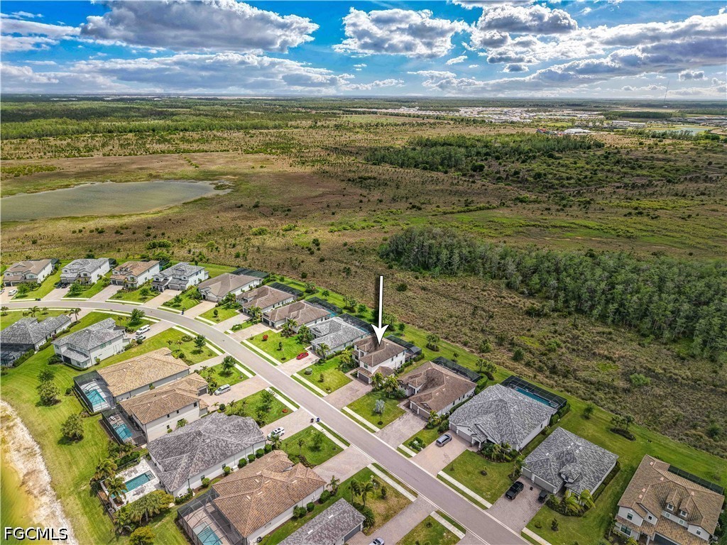 6 Bed Pool Home for Sale in Estero, photo 2
