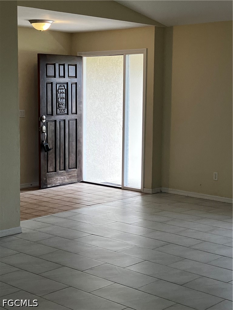 3 Bed Pool Home for Sale in Cape Coral, FL, $3,000 — photo 2