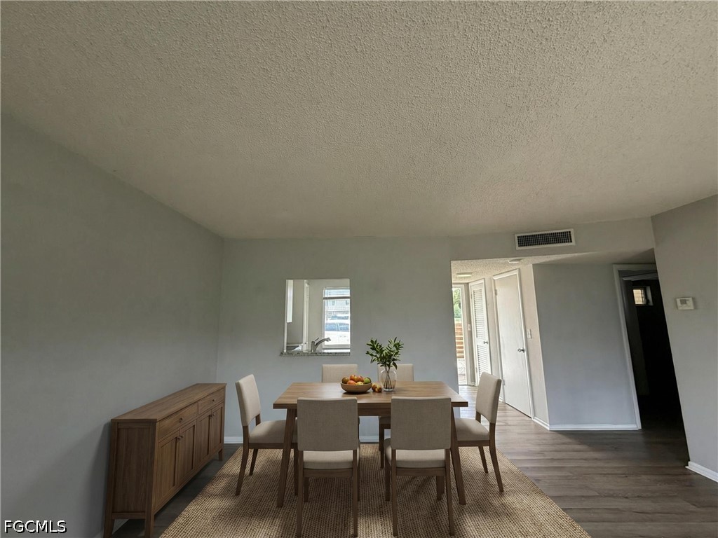 1 Bed Condominium for Sale in Waterway Estates, photo 2