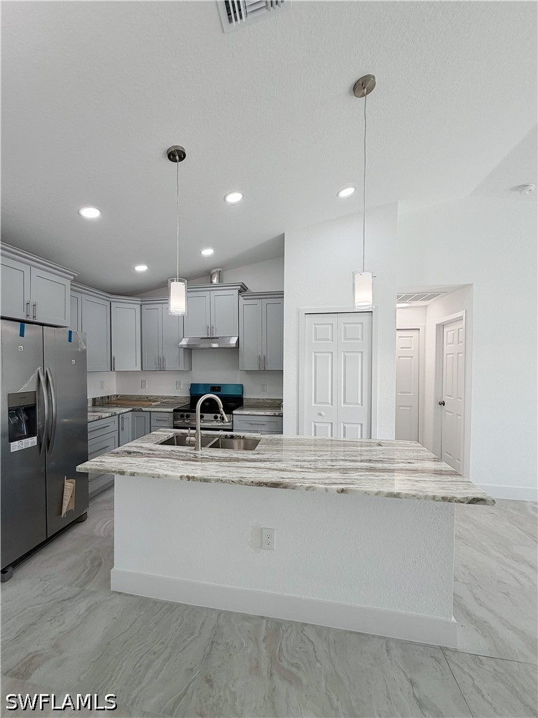 3 Bed SingleFamilyResidence for Sale in Southwood, photo 2
