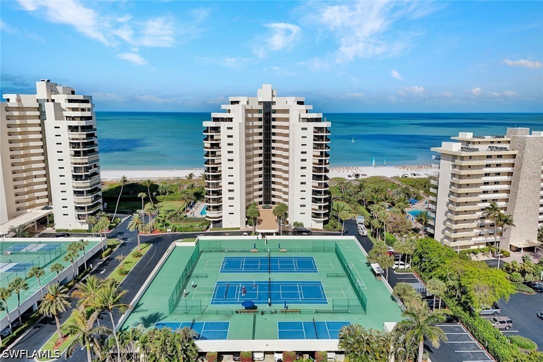 2 Bed Waterfront Home for Sale in Marco Island, photo 2