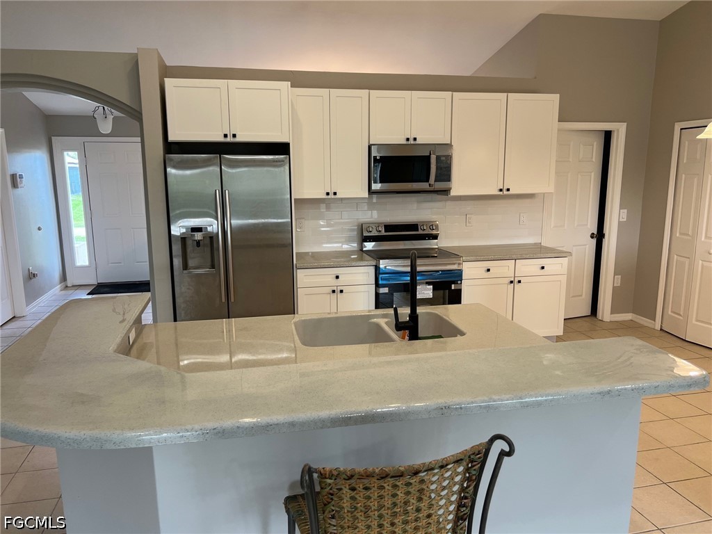 4 Bed SingleFamilyResidence for Sale in Lehigh Acres, FL — photo 2