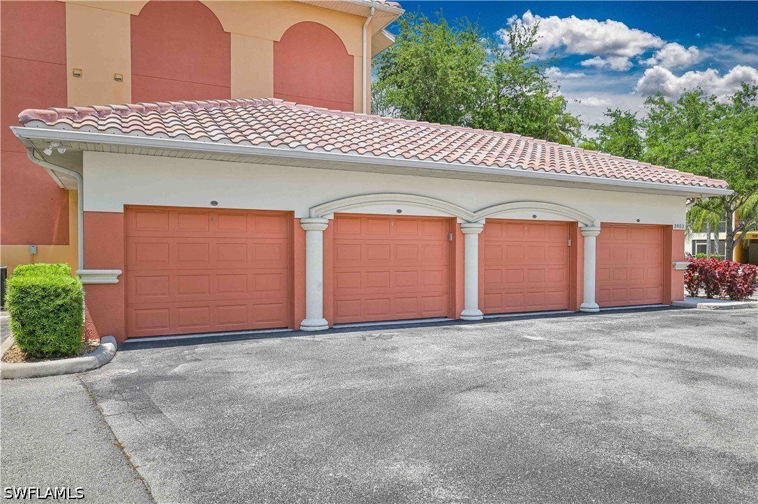 2 Bed Condominium for Sale in Cape Coral, FL, $159,900 — photo 2