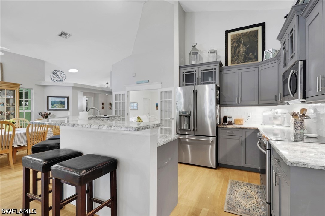 3 Bed Pool Home for Sale in Logan Woods, photo 2