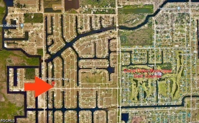 Waterfront Home for Sale in Cape Coral, FL, $139,000 — photo 2