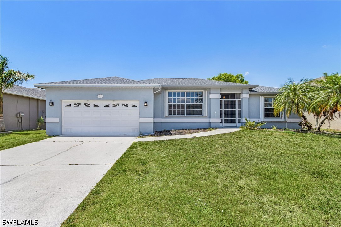 3 Bed Pool Home for Sale in Fort Myers, FL, $499,900 — photo 2