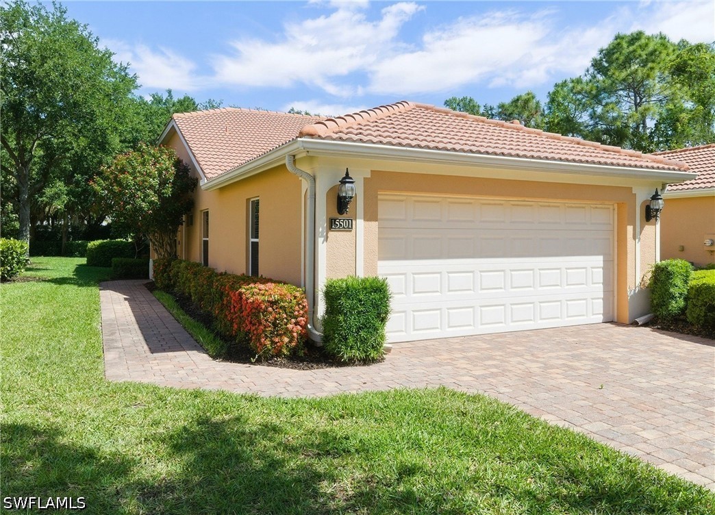3 Bed Pool Home for Sale in Tuscany Cove, photo 2