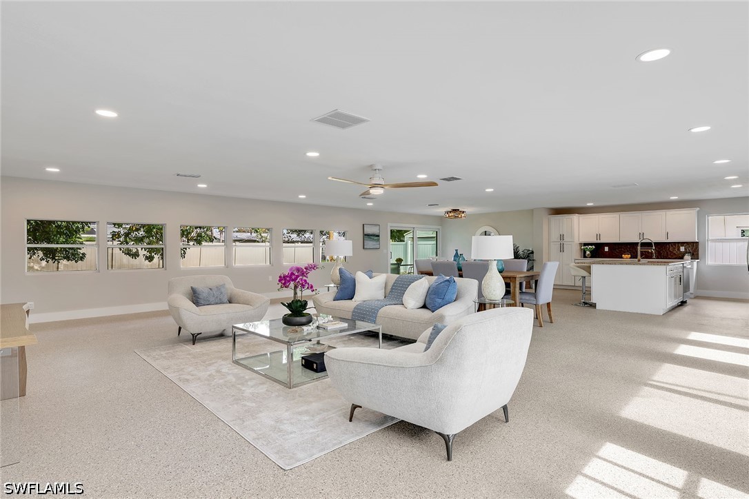3 Bed SingleFamilyResidence for Sale in Cape Coral, FL — photo 2