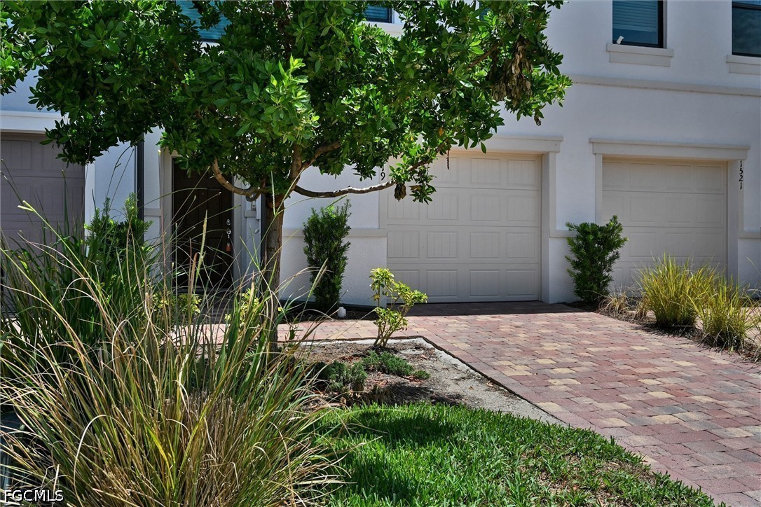 3 Bed Townhouse for Sale in Cape Coral, FL, $232,500 — photo 2
