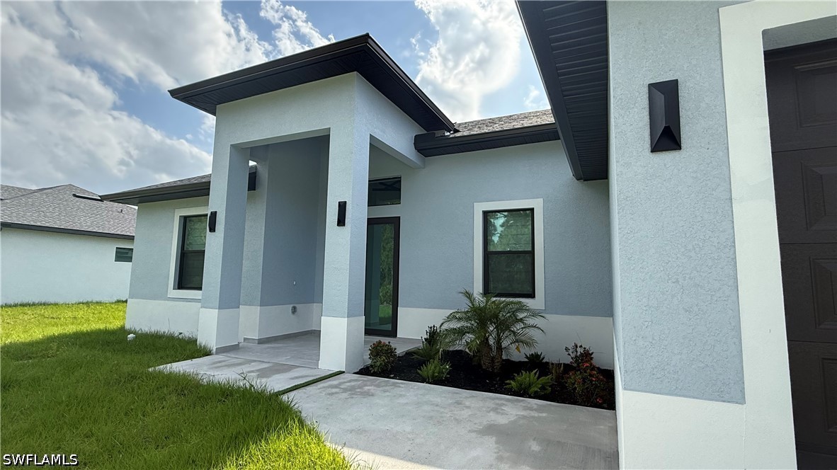 4 Bed SingleFamilyResidence for Sale in Lehigh Acres, photo 2
