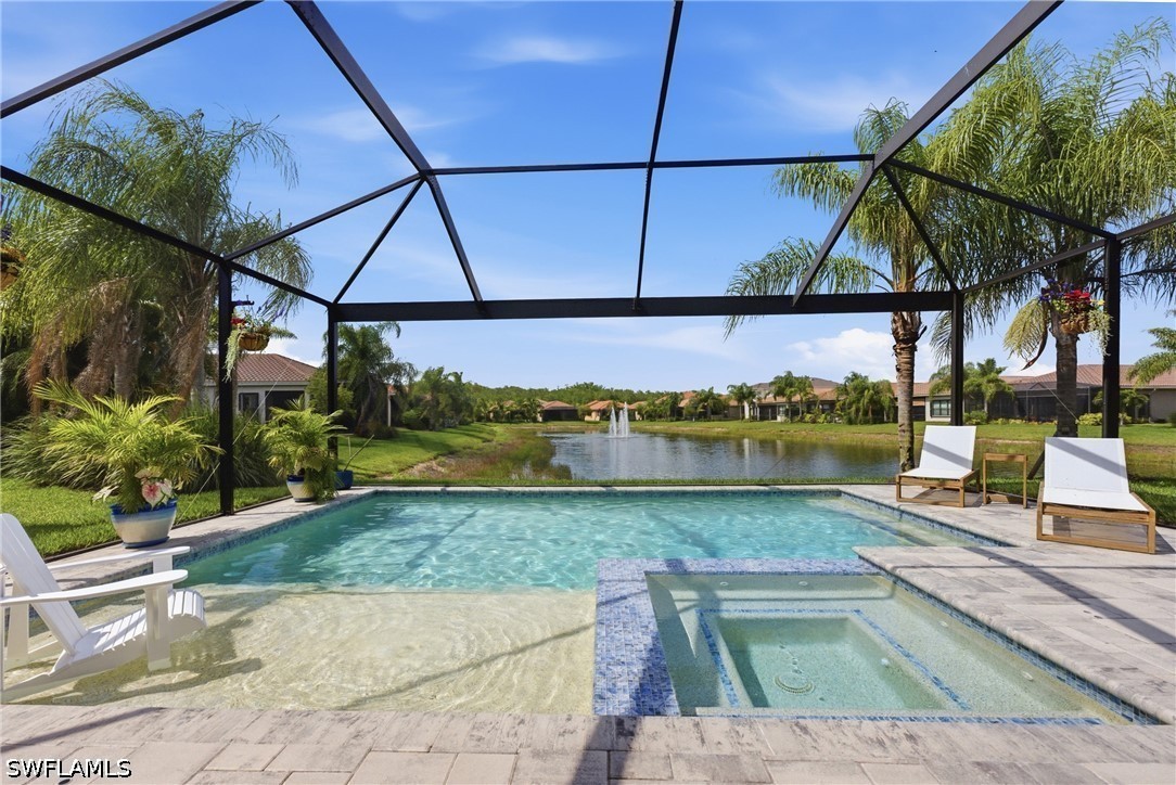 4 Bed Pool Home for Sale in Marina Bay, photo 2