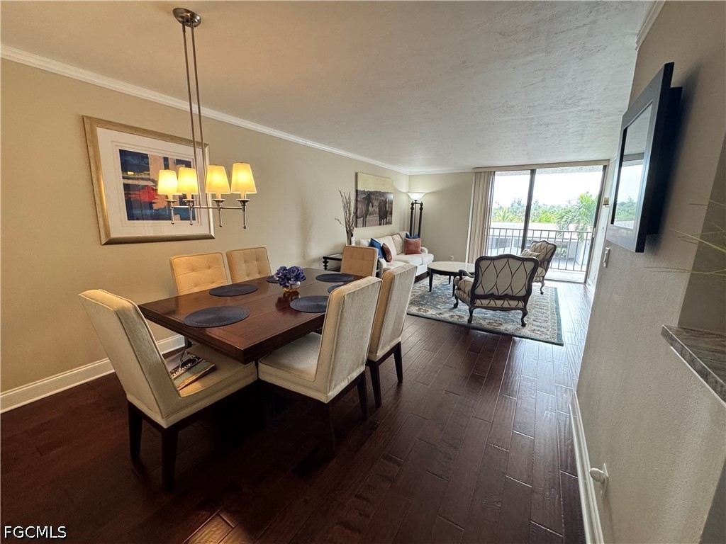 1 Bed Waterfront Home for Sale in Schooner Bay, photo 2