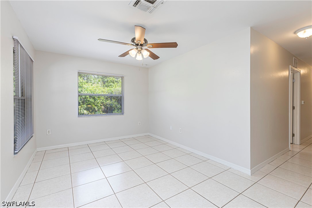 3 Bed SingleFamilyResidence for Sale in Lehigh Acres, FL — photo 2