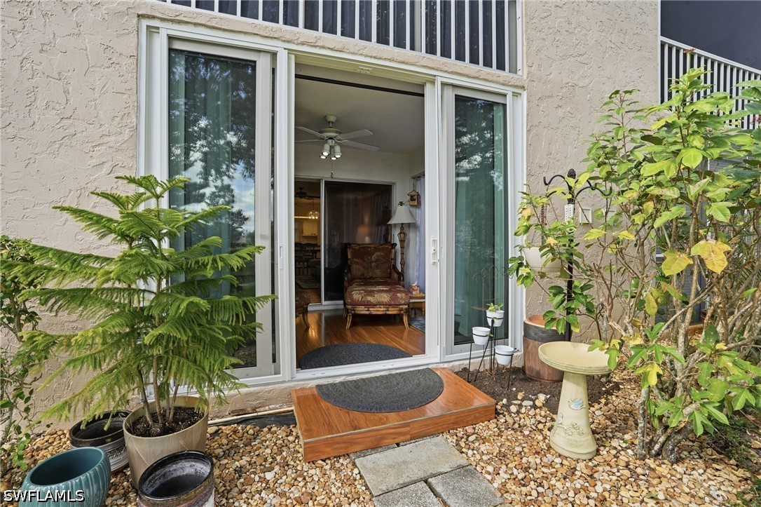 2 Bed Waterfront Home for Sale in Naples, photo 2