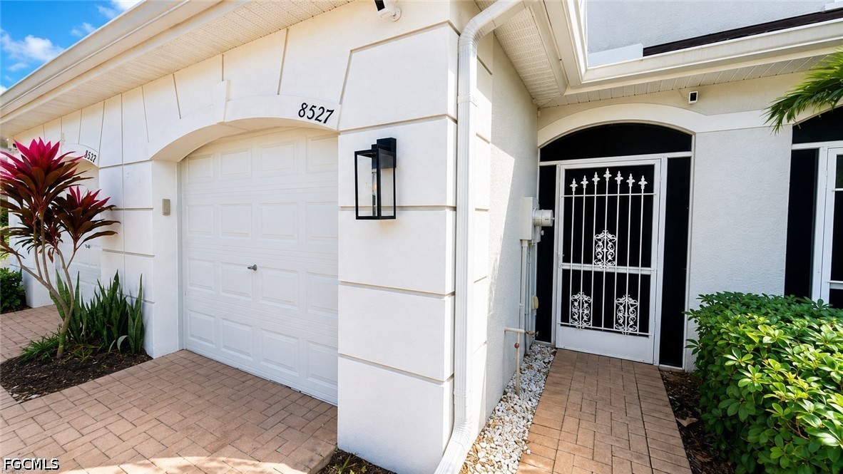 2 Bed Townhouse for Sale in Olympia Pointe, FL, $169,900 — photo 2