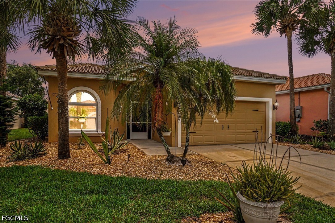 3 Bed Waterfront Home for Sale in Coral Lakes, photo 2