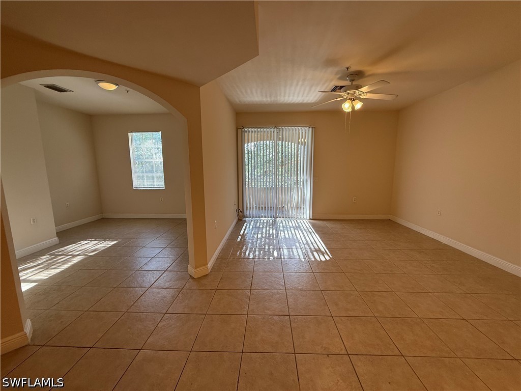 2 Bed Waterfront Home for Sale in Cape Coral, photo 2