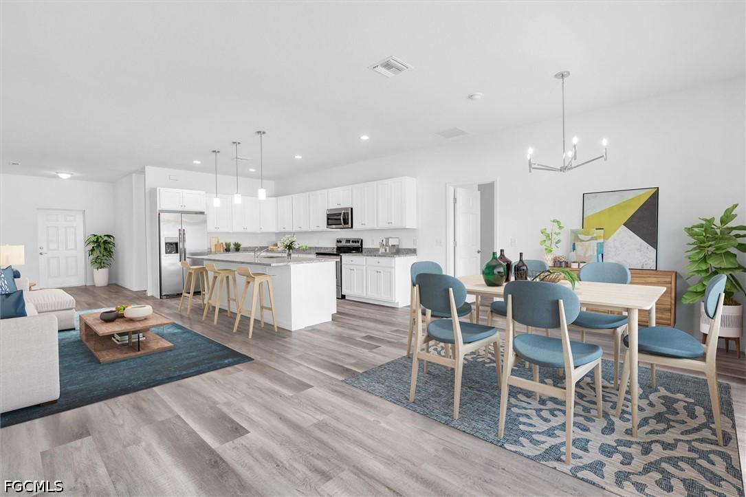 3 Bed SingleFamilyResidence for Sale in Cape Coral, FL — photo 2