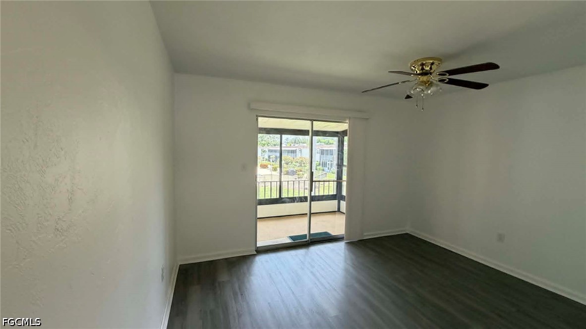 2 Bed Condominium for Sale in Fort Myers, FL — photo 2