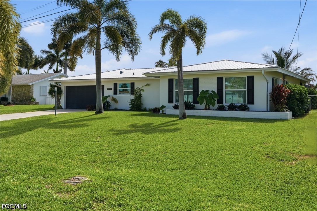 4 Bed Pool Home for Sale in Cornwallis, photo 2