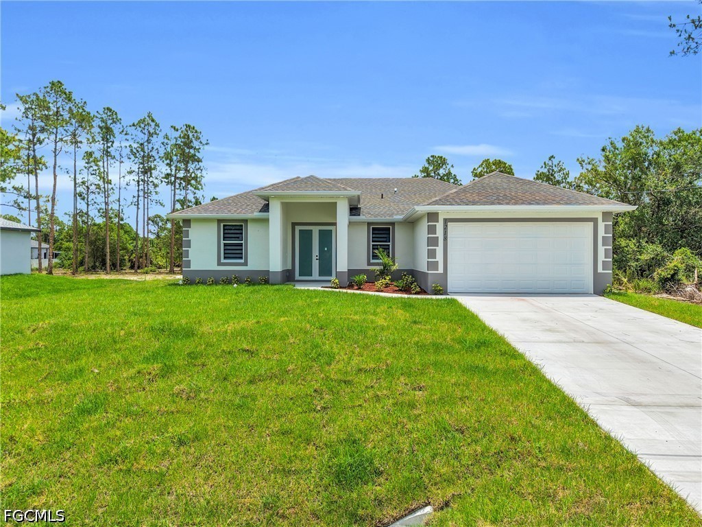 3 Bed SingleFamilyResidence for Sale in Lehigh Acres, photo 2