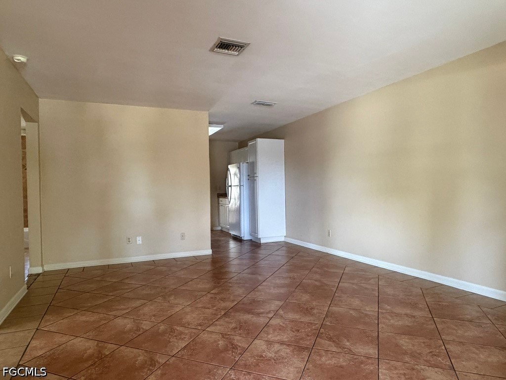 2 Bed Waterfront Home for Sale in Cape Coral, FL, $1,775 — photo 2