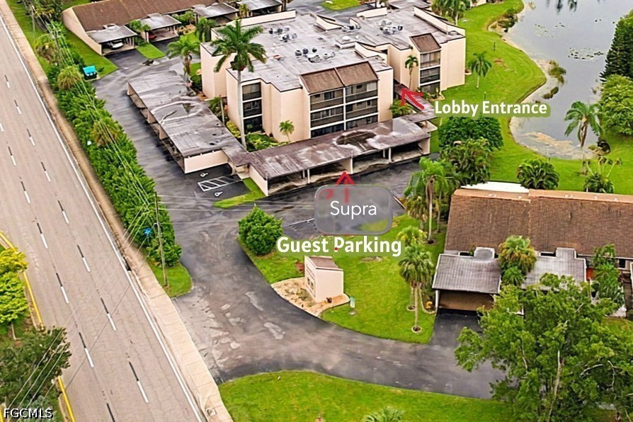 3 Bed Condominium for Sale in Fort Myers, photo 2