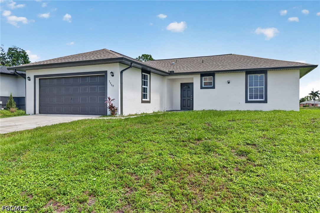 3 Bed SingleFamilyResidence for Sale in Lehigh Acres, photo 2