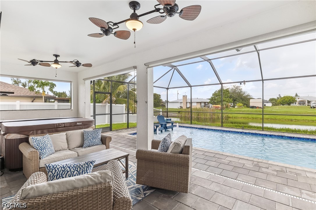 3 Bed Pool Home for Sale in Cape Coral, photo 2