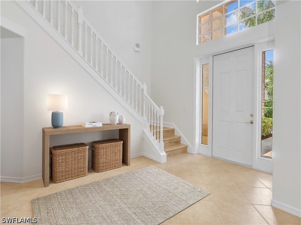 5 Bed Pool Home for Sale in Colonial Pointe, photo 2